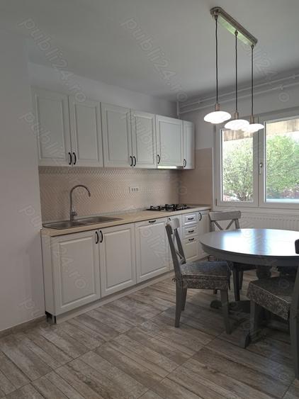 Apartament cu 3 camere in zona Centrala/Punctele Cardinale - 7