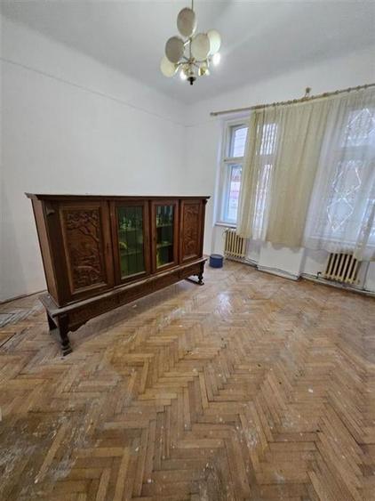 RECO Casa ultra-centrala cu 3 camere . - 8