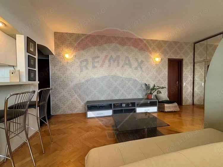 Apartament cu 1 camere de vanzare in zona Stefan cel Mare - 1