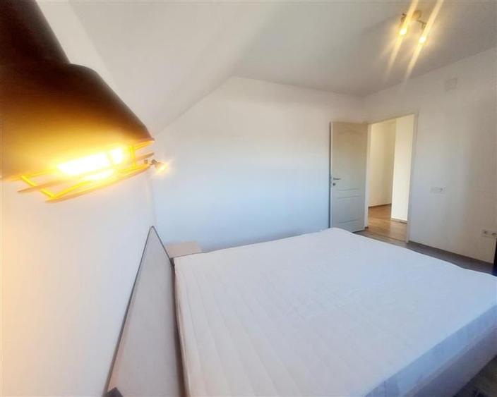 Prima inchiriere! Rezidenta cocheta, cu gradina, curte, garaj, Sanpetru - 17