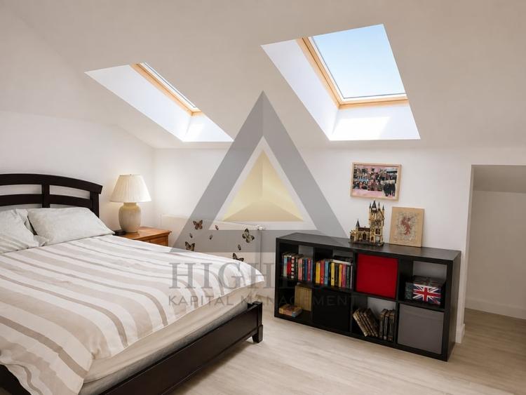 Duplex cu 10 camere cu Canalizare în Pipera