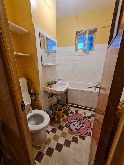 Particular inchiriez 2 camere Militari - 2