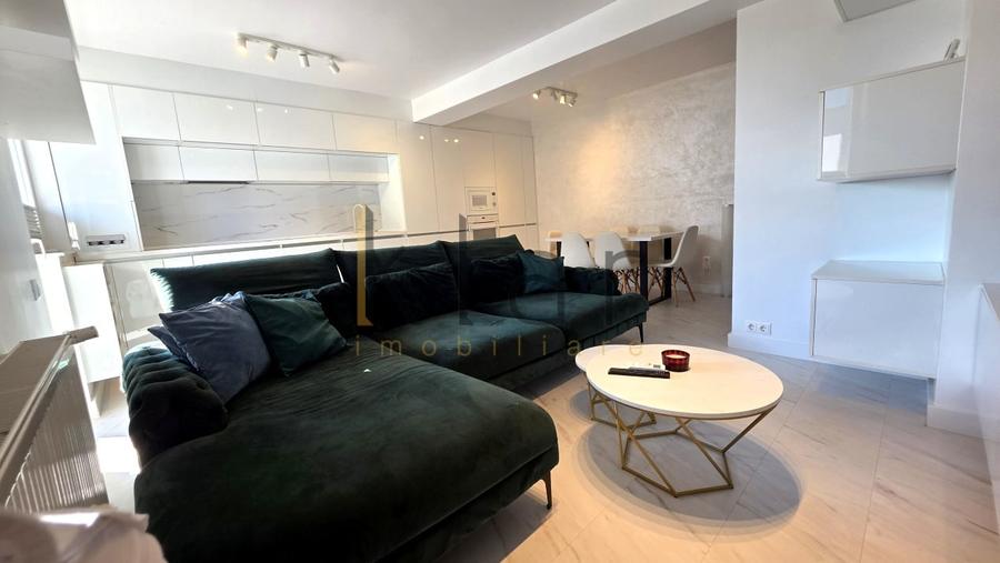 Apartament cu 2 camere semidecomandat, mobilat în Între Lacuri
