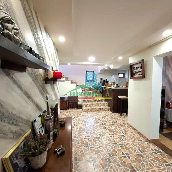 Casă cu 7 camere cu Teren 960 Mp în Câmpineanca