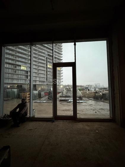 Spatiu ideal activitati comerciale, foarte bine pozitionat, zona premium