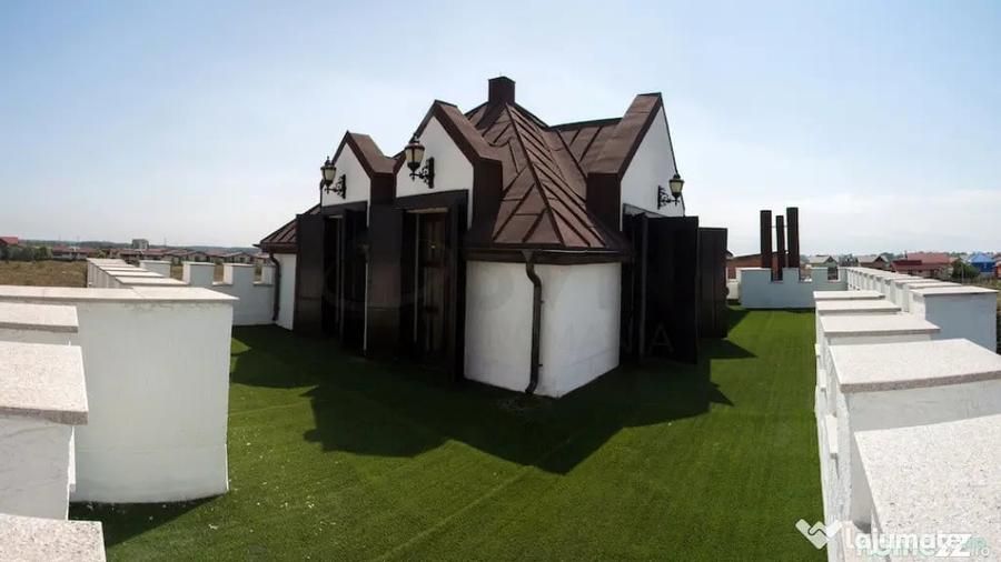 Casă cu 7 camere cu Teren 3200 Mp în Cernica