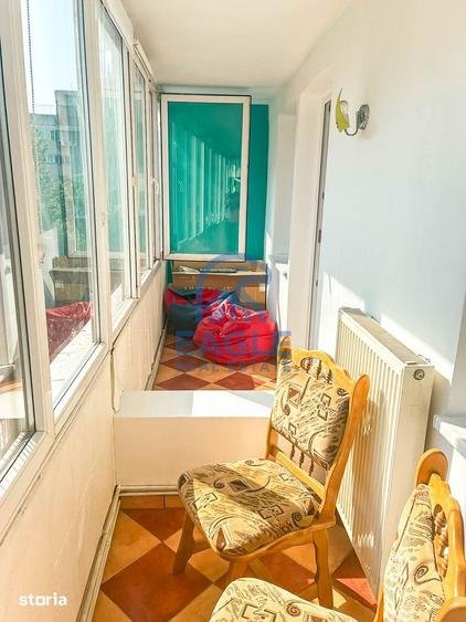 Apartament cu 3 camere semidecomandat, mobilat în Gara