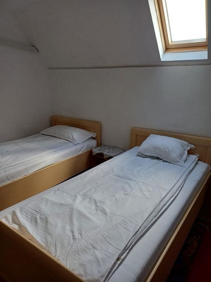 Casă cu 4 camere cu Teren 1000 Mp în Bran
