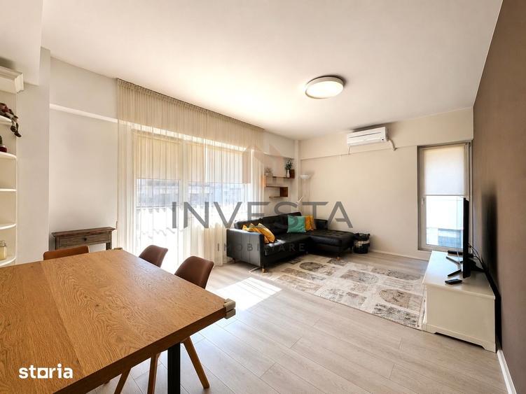 Apartament cu 4 camere semidecomandat, mobilat în Bună Ziua