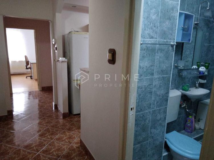 Apartament cu 3 camere decomandat în Tudor