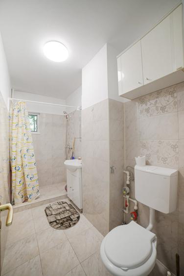 Apartament cu 2 camere decomandat în Rahova