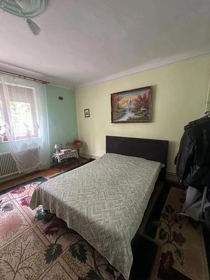 Casă cu 5 camere cu Teren 500 Mp în Lotus