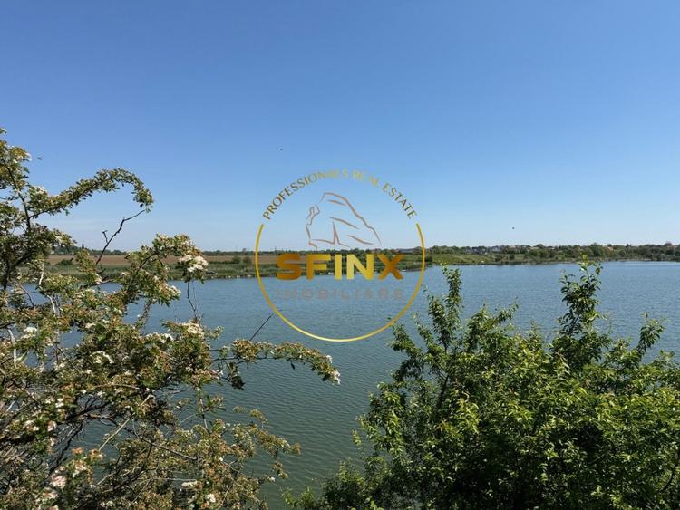 Casă individuală cu 13 camere cu Piscina în Crevedia