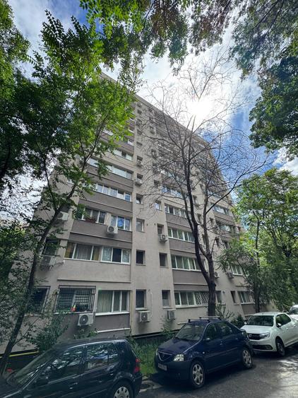 Garsonieră decomandată în Drumul Taberei