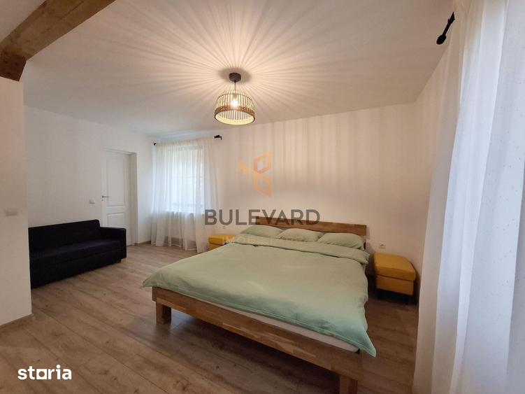 Casă cu 8 camere cu Teren 6300 Mp în Târlișua