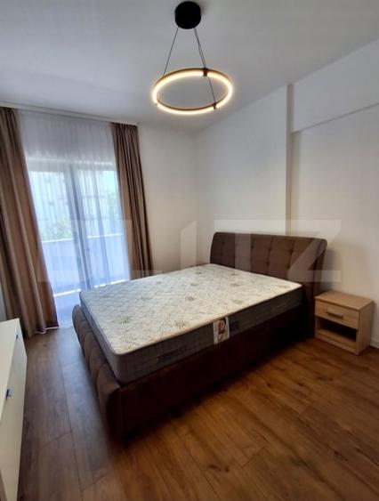 Apartament cu 2 camere semidecomandat, mobilat în Brazda lui Novac