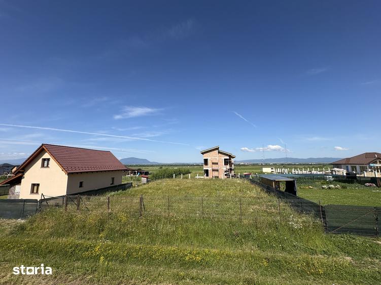 Teren de 664 mp, în Bod