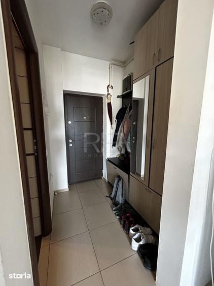 Apartament cu 3 camere, mobilat în Central