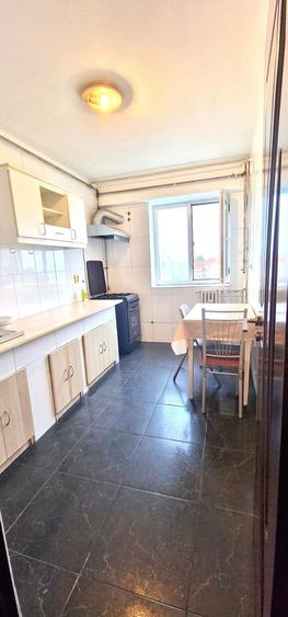 Apartament cu 2 camere decomandat în Casa de Cultură