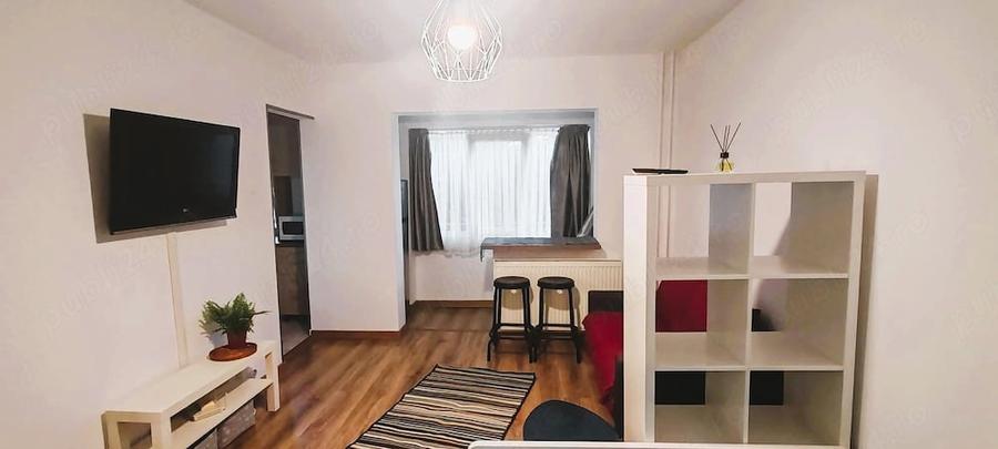 Garsonieră semidecomandată în Central