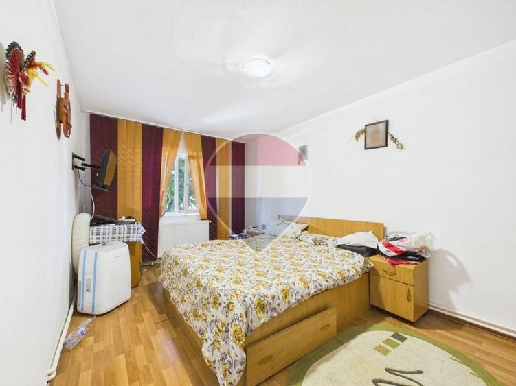 Casă individuală cu 4 camere cu Teren 200 Mp în Nord-Est