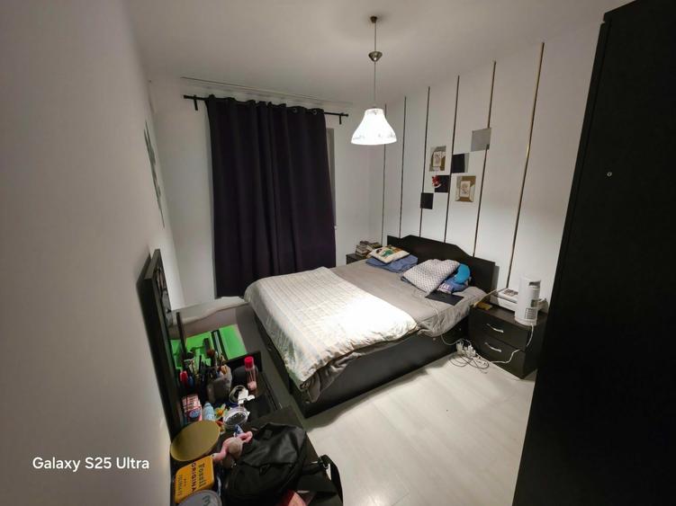 Apartament cu 3 camere decomandat în Metalurgiei
