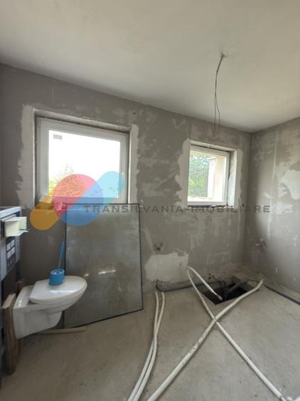 Casă individuală cu 4 camere cu Canalizare în Chinteni