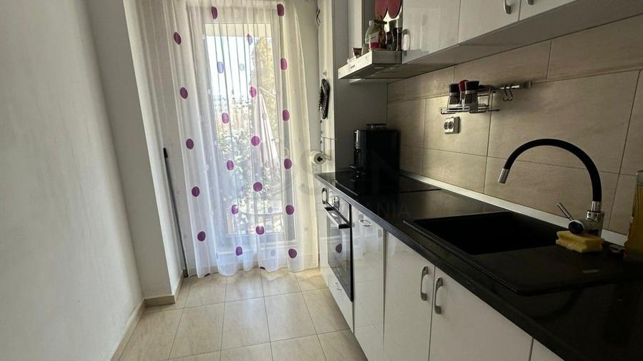 Apartament cu 2 camere semidecomandat, mobilat în Băneasa