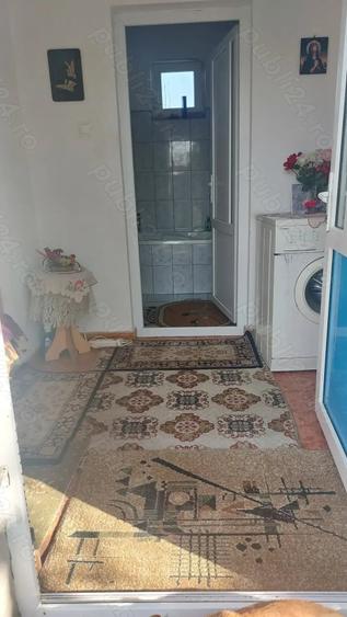Casă cu 3 camere cu Teren 2000 Mp în Platonești
