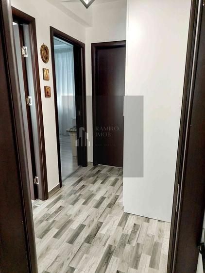 Apartament cu 2 camere decomandat, mobilat în Central
