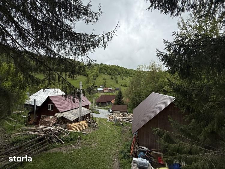 Casă cu 6 camere cu Teren 386 Mp în Băișoara