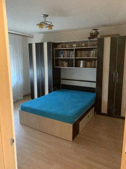 Apartament cu 3 camere de inchiriat - 1