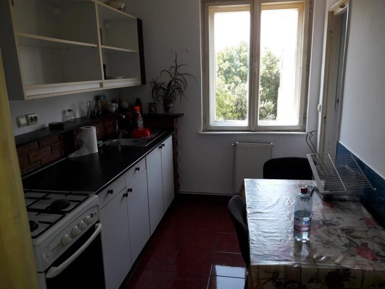 Brancoveanu 2 camere 300 euro - 10