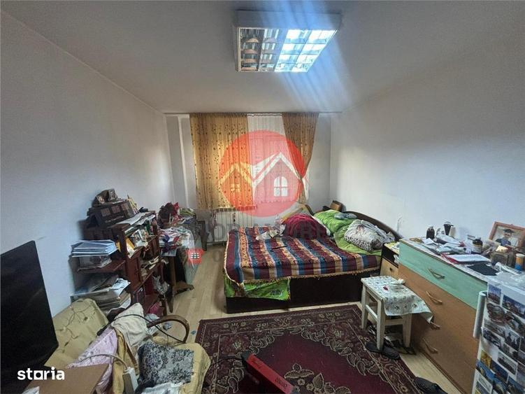 Apartament 2 camere decomandat 61 mp parter zona Sabinelor gaze pe sca - 8