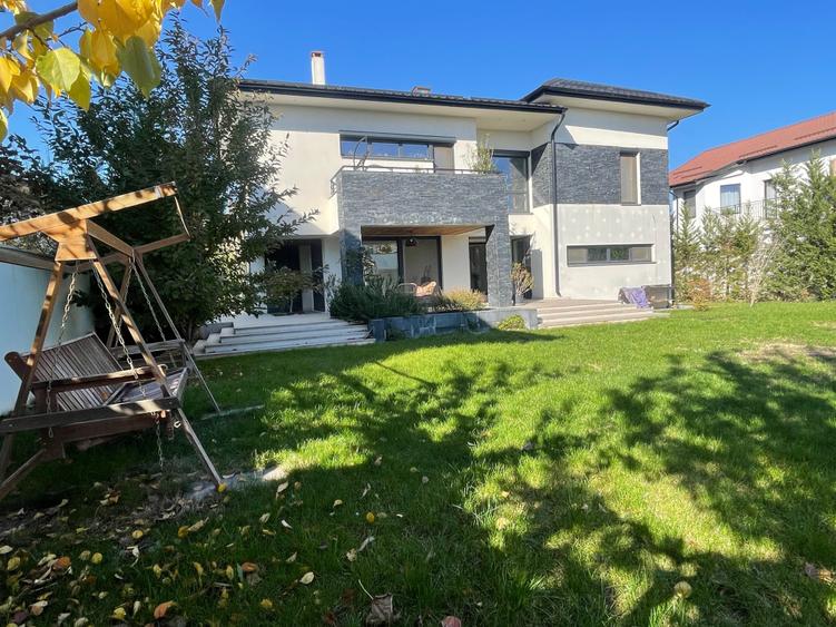 Casa individuala de lux, Prel  Ghencea-Margelelor, an 2017, 303mp, teren 923mp - 22