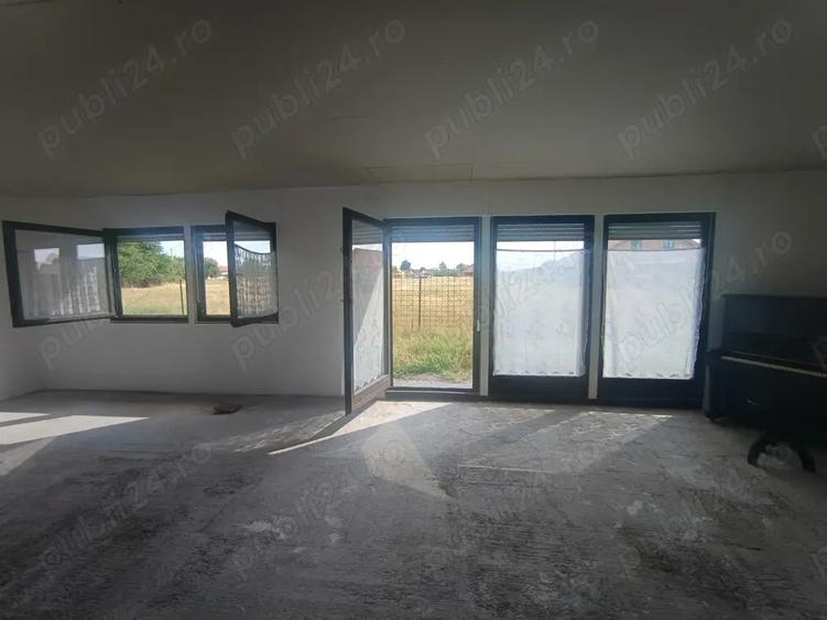 Casa P + M 180 mp locuibil Teren ca. 700 mp Sannicolau Mare 59900 - 9