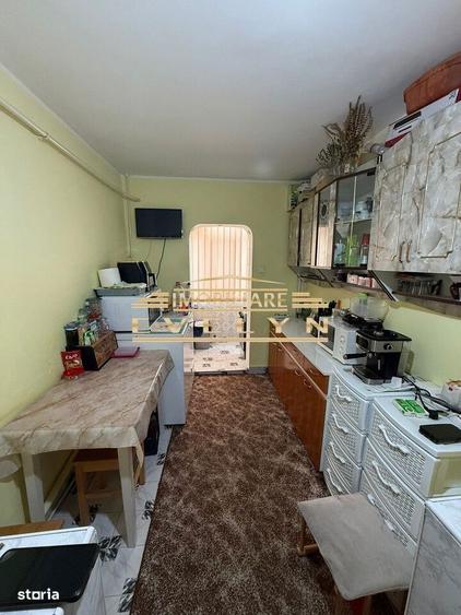 Urgent de vanzare !!Apartament 2 camere - Etaj 2 Zona Bucovina - 4