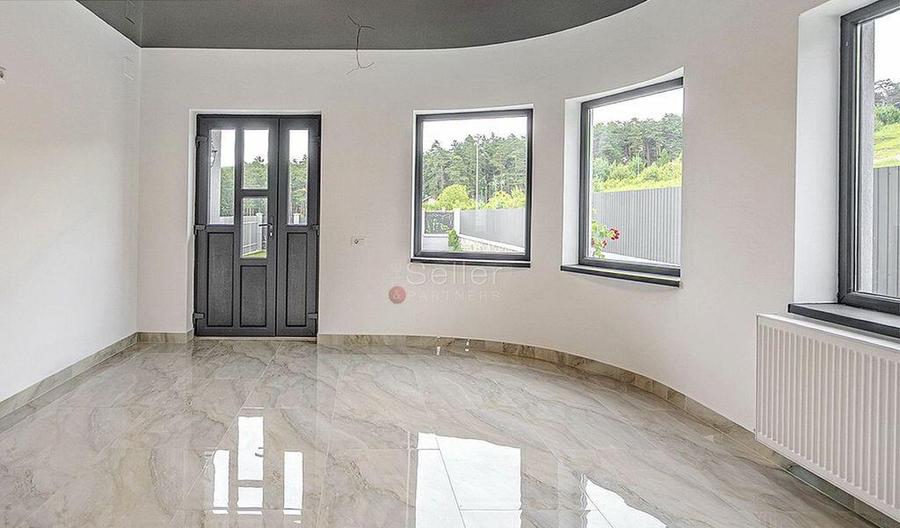 Zona Linistita Structura Generoasa - 34