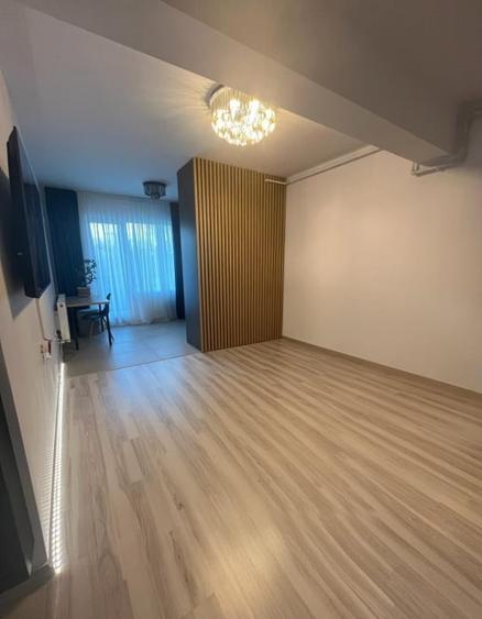 Apartament 2 camere, decomandat, 50 mp, centrala, ac, loc parcare, Progresul - 1