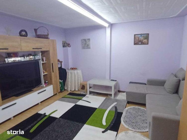 De vanzare casa 3 camere zona Damaroaia 2 bai, balcon deschis - 4