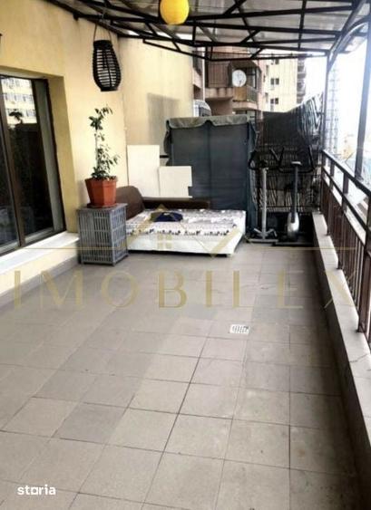 Apartament cu 3 camere în Zorilor