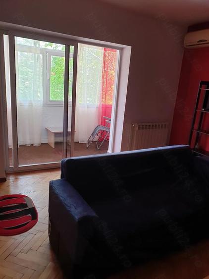 Vand apartament 2 camere et. 1 1 in vila langa piata Domenii - 8