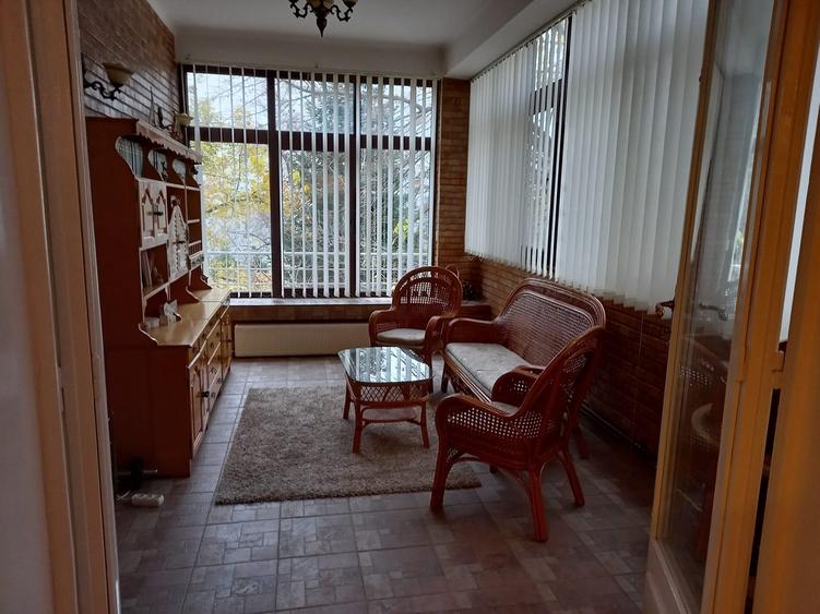 Dacia, Piata Spaniei - 7