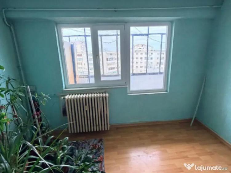 Apartament 3 camere, situat in zona Dacia - 10