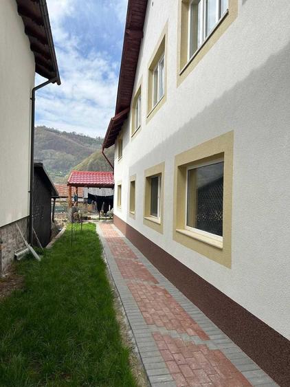 Casa moderna de vanzare in Telciu - 1