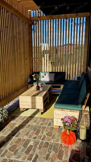 Casa de vanzare complet utilata si mobilata cu vedere la lac - 9