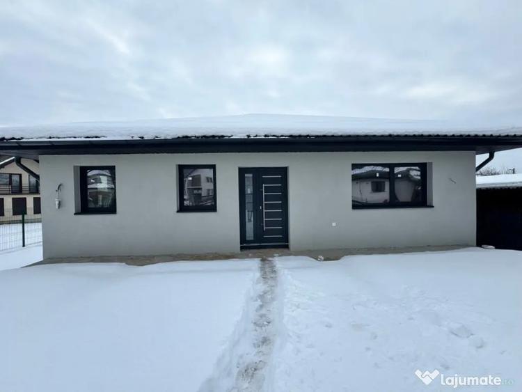 Casă cu 3 camere cu Teren 1200 Mp în Tăuții-Măgherăuș