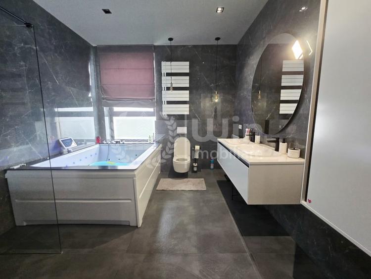 Casa individuala ultrafinisata | 320mp utili | 1000mp teren | Europa - 12