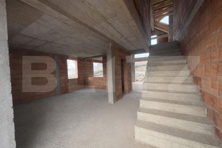 Casa premium semifinisata cu geam panoramic, garaj si teren 786mp - 4