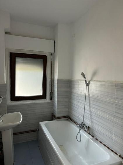 Apartament de vanzare 3 camere RISC 1 - 8